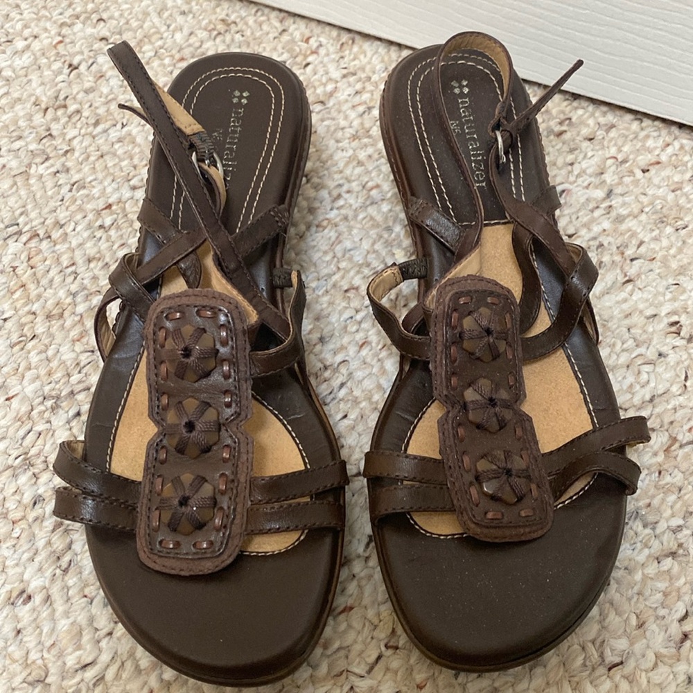 Naturalizer sandals 9-1/2M
